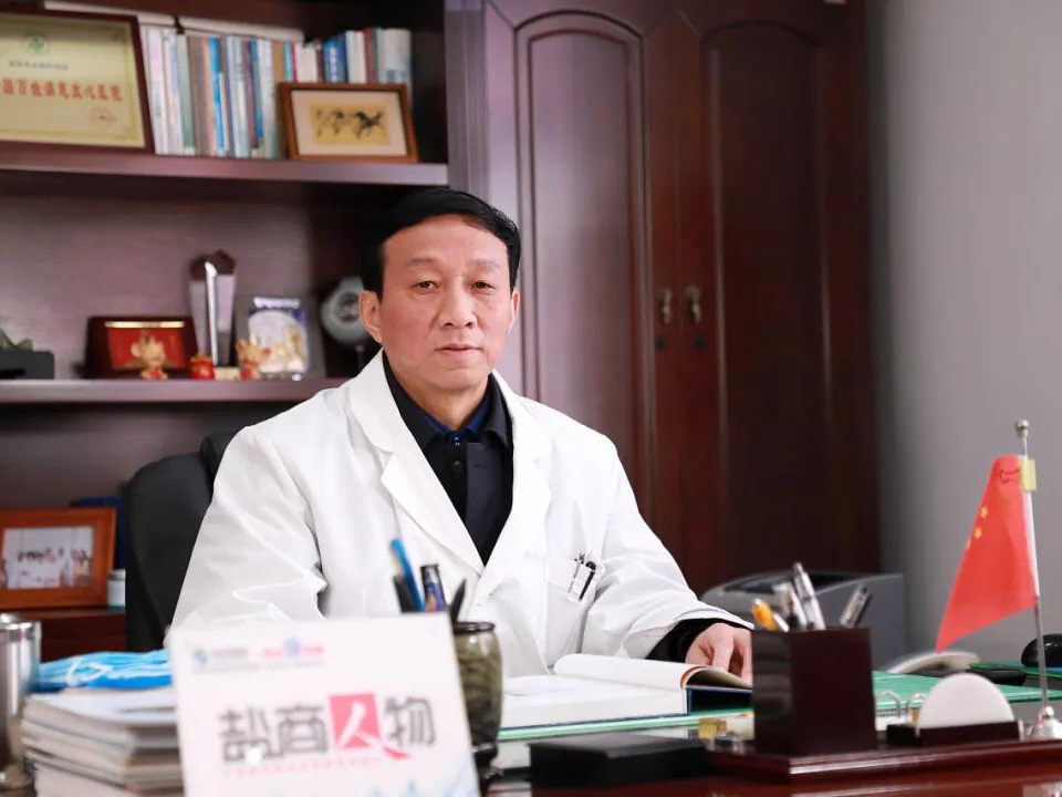鹽商人物第18期丨專訪建陽(yáng)眼科醫(yī)院院長(zhǎng)葛正光：精醫(yī)重德，科技強(qiáng)院