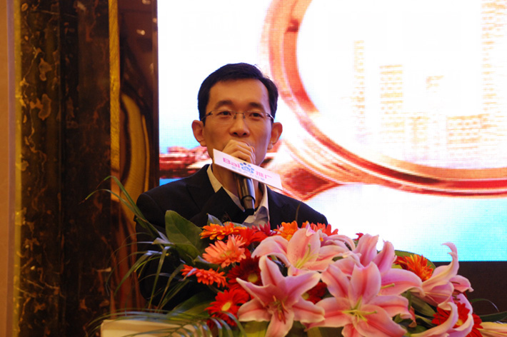 搜贏(yíng)大數(shù)據(jù)時(shí)代——2014百度翔計(jì)劃助力中小企業(yè)成長(zhǎng)峰會(huì)鹽城站會(huì)議報(bào)道